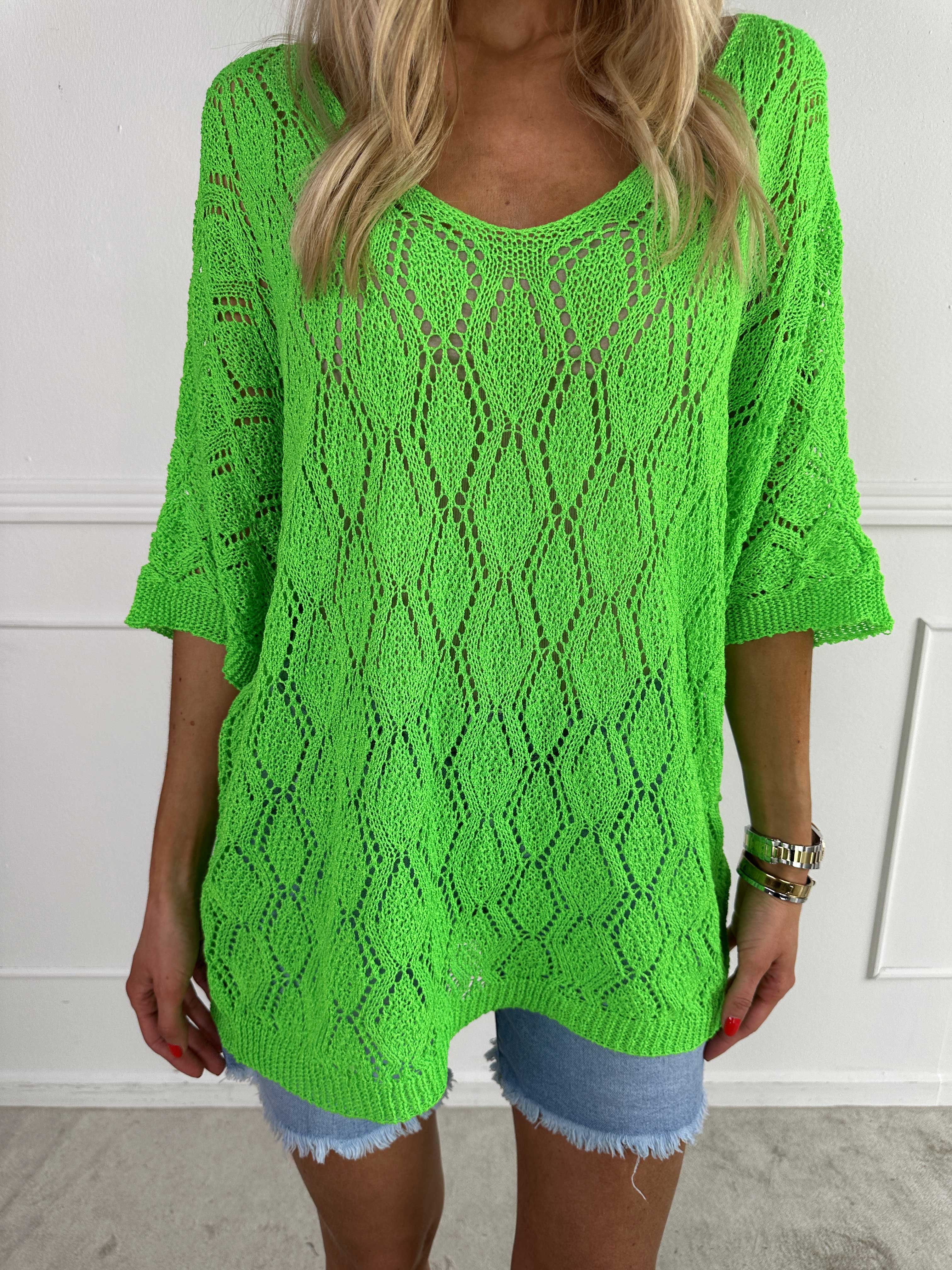 Deisy - Sød tunika i strikket hulmønster